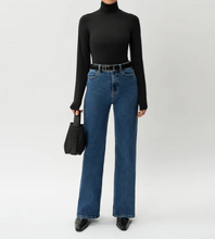 Load image into Gallery viewer, Wide-Leg High-RiRelaxed ComfortDenim™ Jeansse Jean